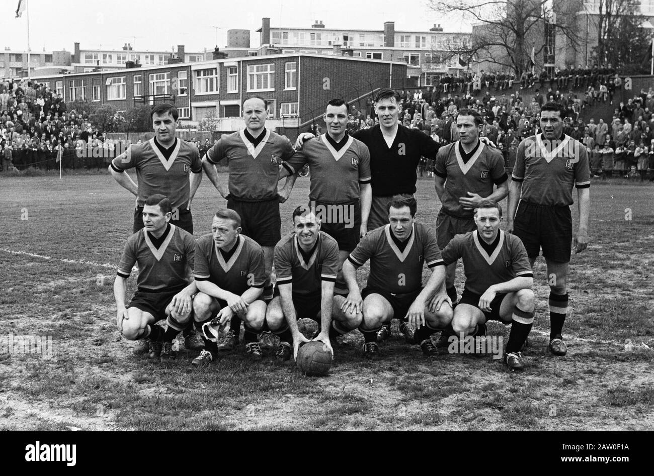 Netherlands against Belgium. Old Internationals. Belgian Old Internationals team, Drezen, Schroijens, Dries De Koster, Mathonet Van Steenlant Van der Date: May 18, 1963 Keywords: teams, sports, football Stock Photo