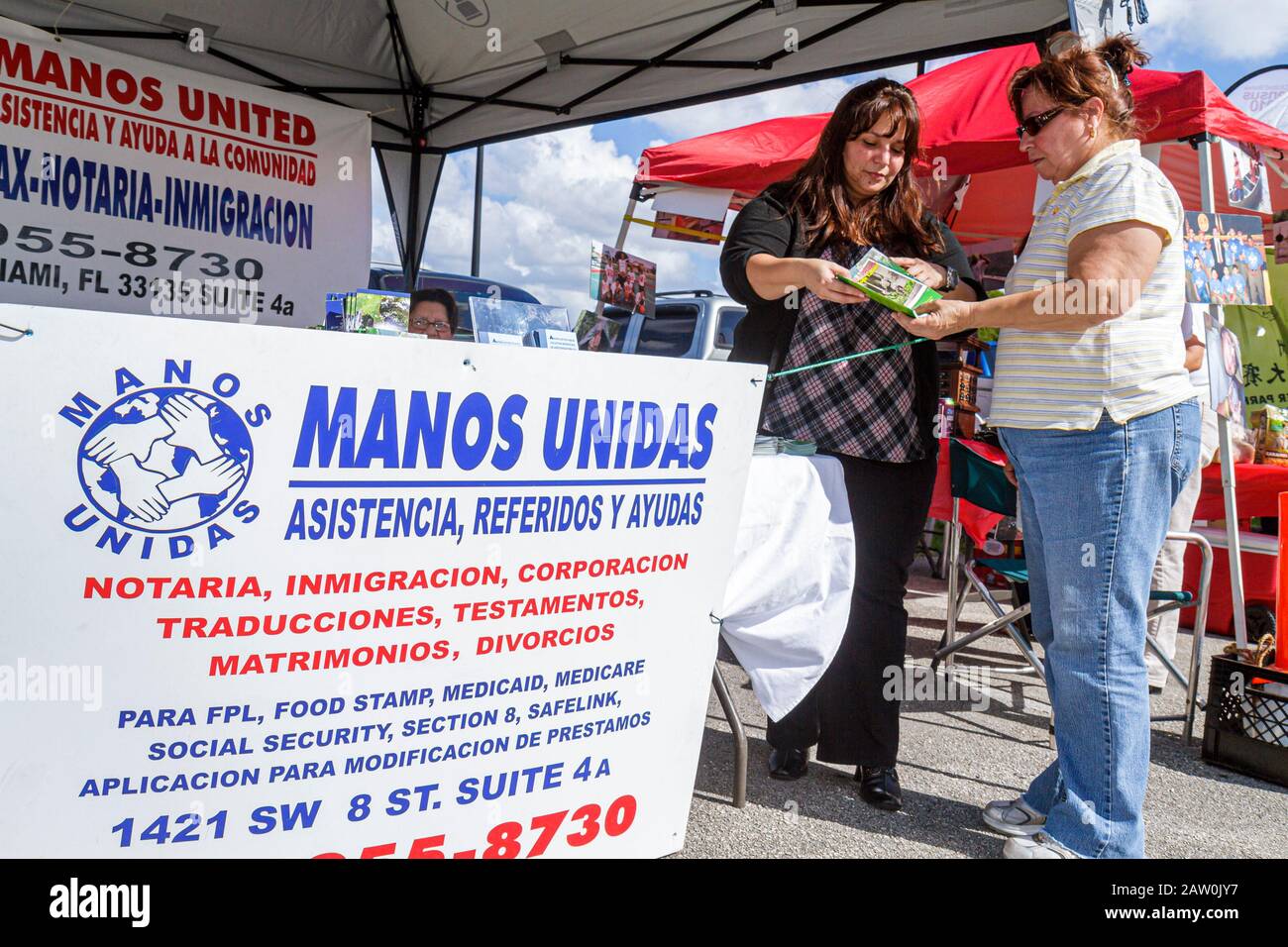 Miami Florida,Arts in the Street,Independence of Central America & Mexico Cultural Integration Day,Hispanic exhibitor,special,Spanish language,bilingu Stock Photo