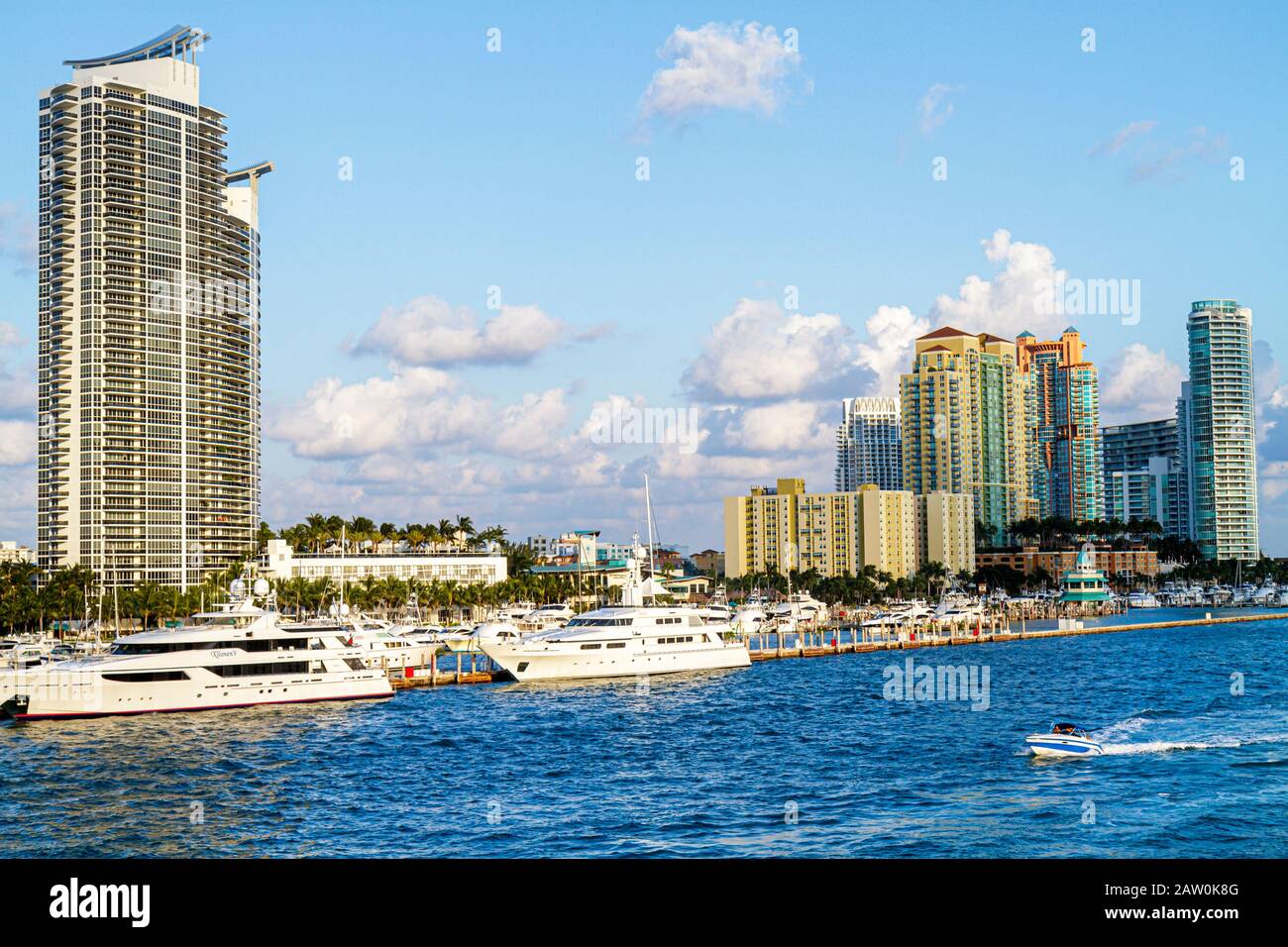 Miami Beach Florida,South Pointe SoFi,Point,Miami Beach,Marina,high