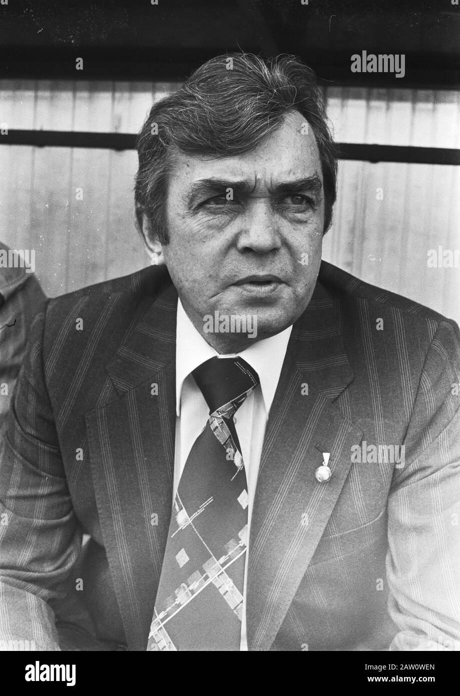 Practice match against FC Bruges Dutch team 1-3; substitutes in coaches in the dugout, No. 7a Ernst Happel (head). Date: May 13, 1978 Keywords: TRAINERS, sport, football Person Name: Ernst Happel, FC Bruges Stock Photo