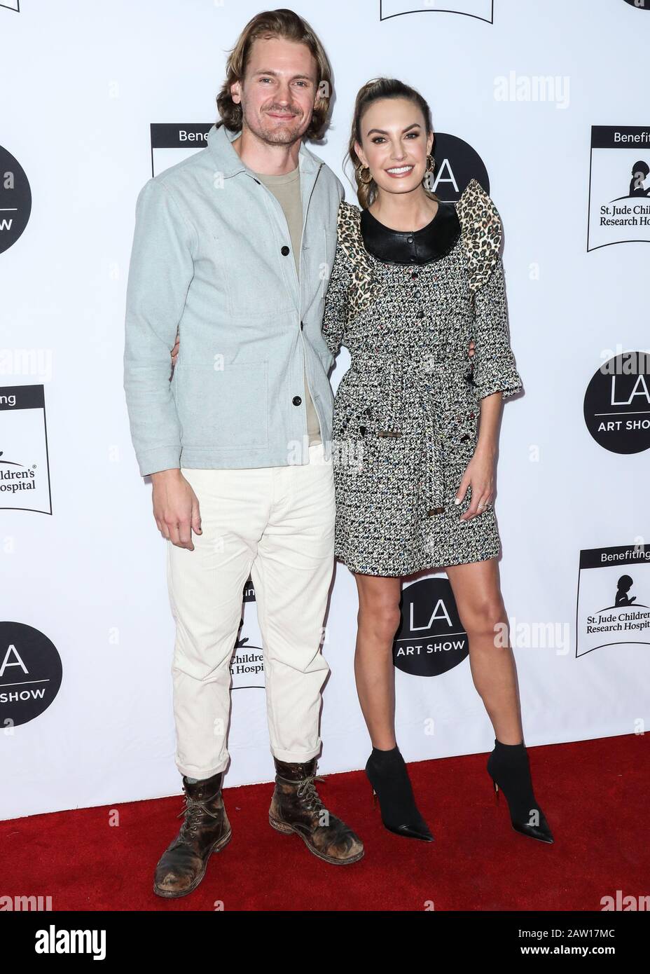 LOS ANGELES, CALIFORNIA, USA - FEBRUARY 05: Josh Pence and Elizabeth Chambers arrive at the Los Angeles Art Show 2020 Opening Night Gala held at the Los Angeles Convention Center on February 5, 2020 in Los Angeles, California, United States. (Photo by Xavier Collin/Image Press Agency) Stock Photo