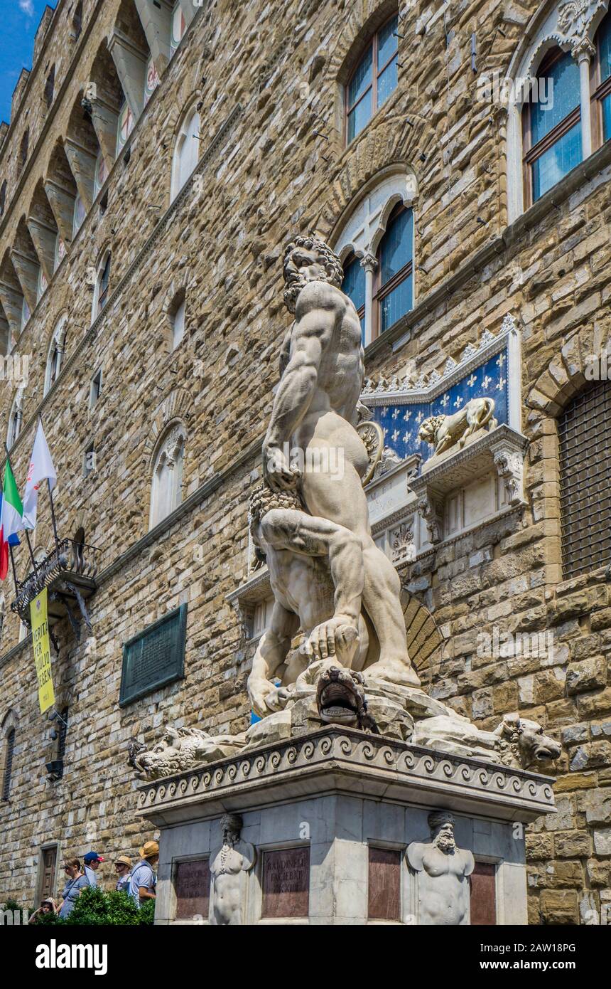 Statue hercules piazza della hi-res stock photography and images - Alamy