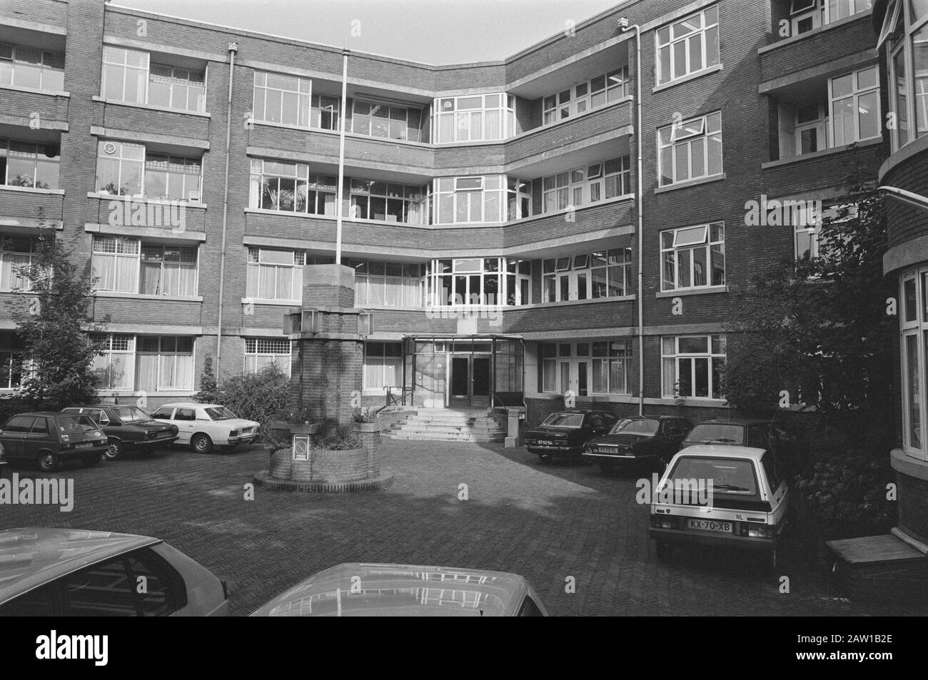 Mission Financial Times, Mr Van den Beld Date: September 27, 1984 Keywords: buildings Stock Photo