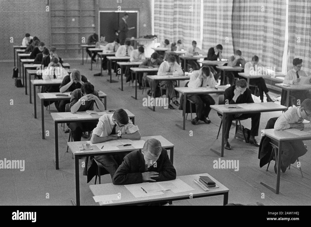 1960s high school classroom hi-res stock photography and images - Alamy