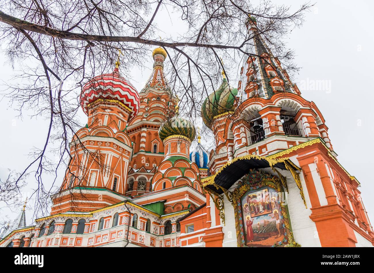 St. Basil Cathedral on the Red Square in Moscow, Russia Stock Photo - Alamy