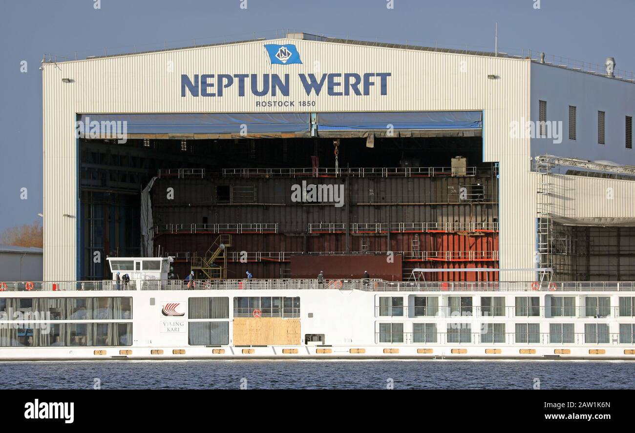 Rostock, Germany. 04th Feb, 2020. A shipbuilding hall of the Neptun