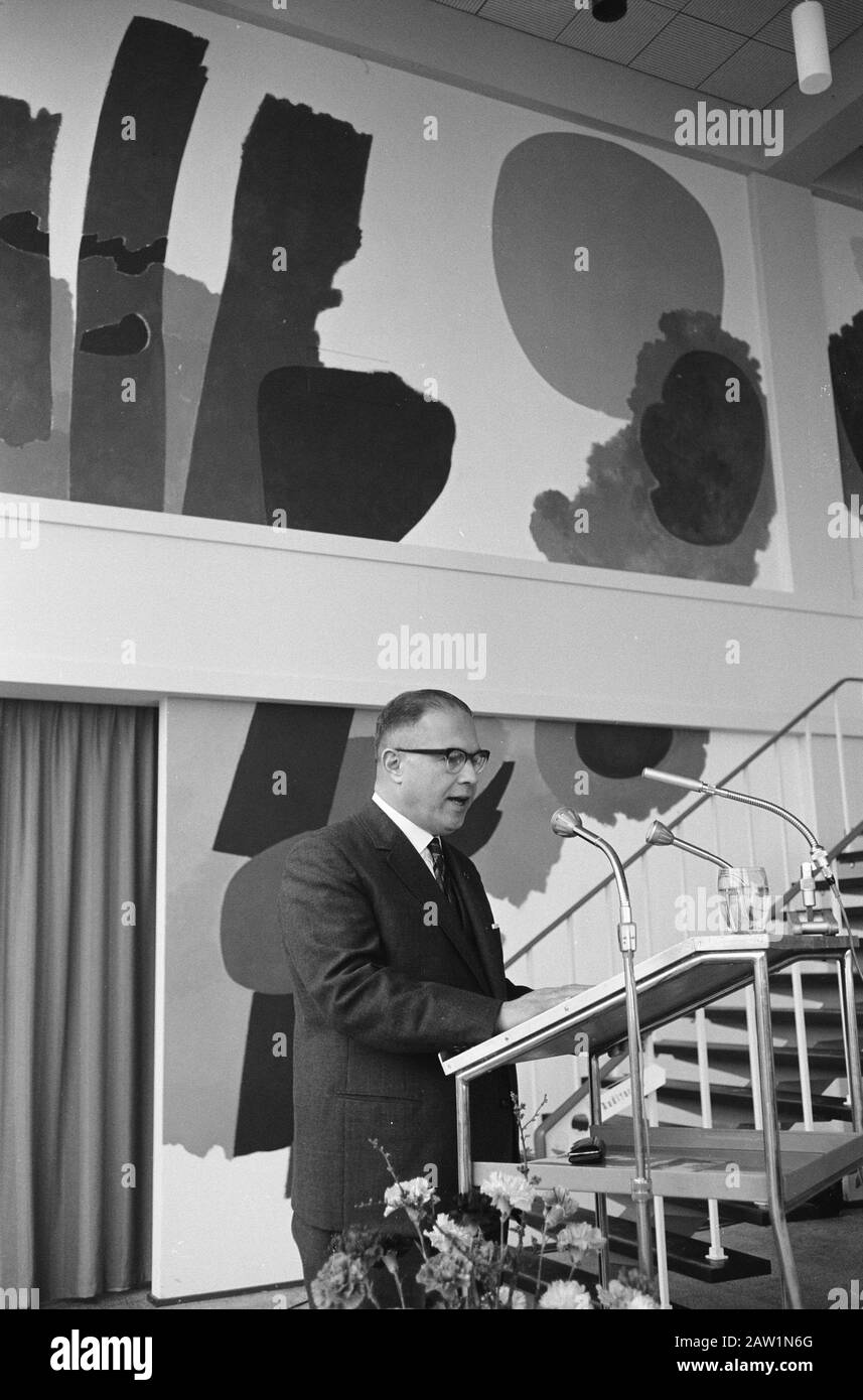 Speech ir Black and White Stock Photos & Images - Alamy