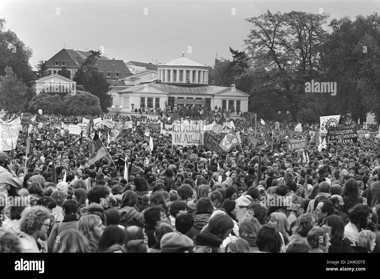 Hofgarten bonn 1981 hi-res stock photography and images - Alamy