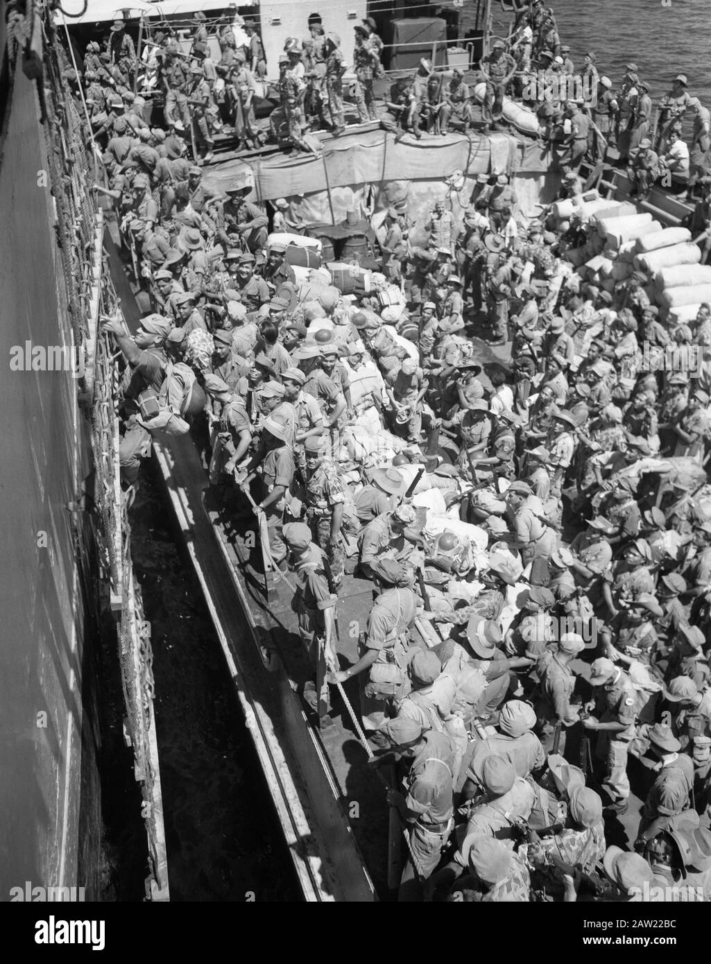 Voyage of the YBrigade with the Boissevain Bali to Palembang (Sumatra) 1st series OWVers [war