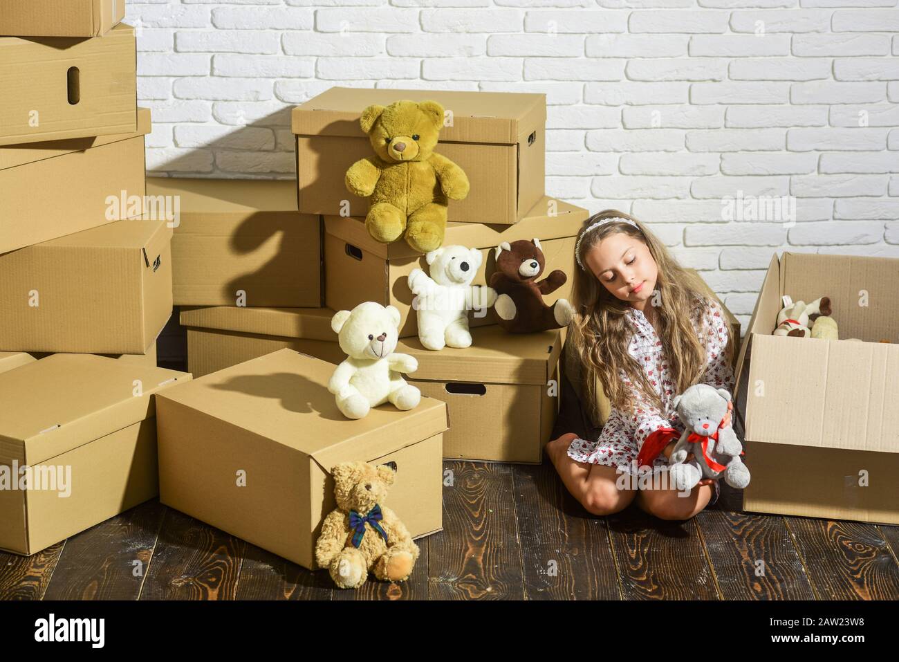 home goods stock