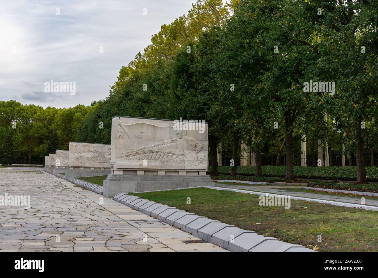 The Soviet War Memorial in the Treptower Park, Berlin Stock Photo