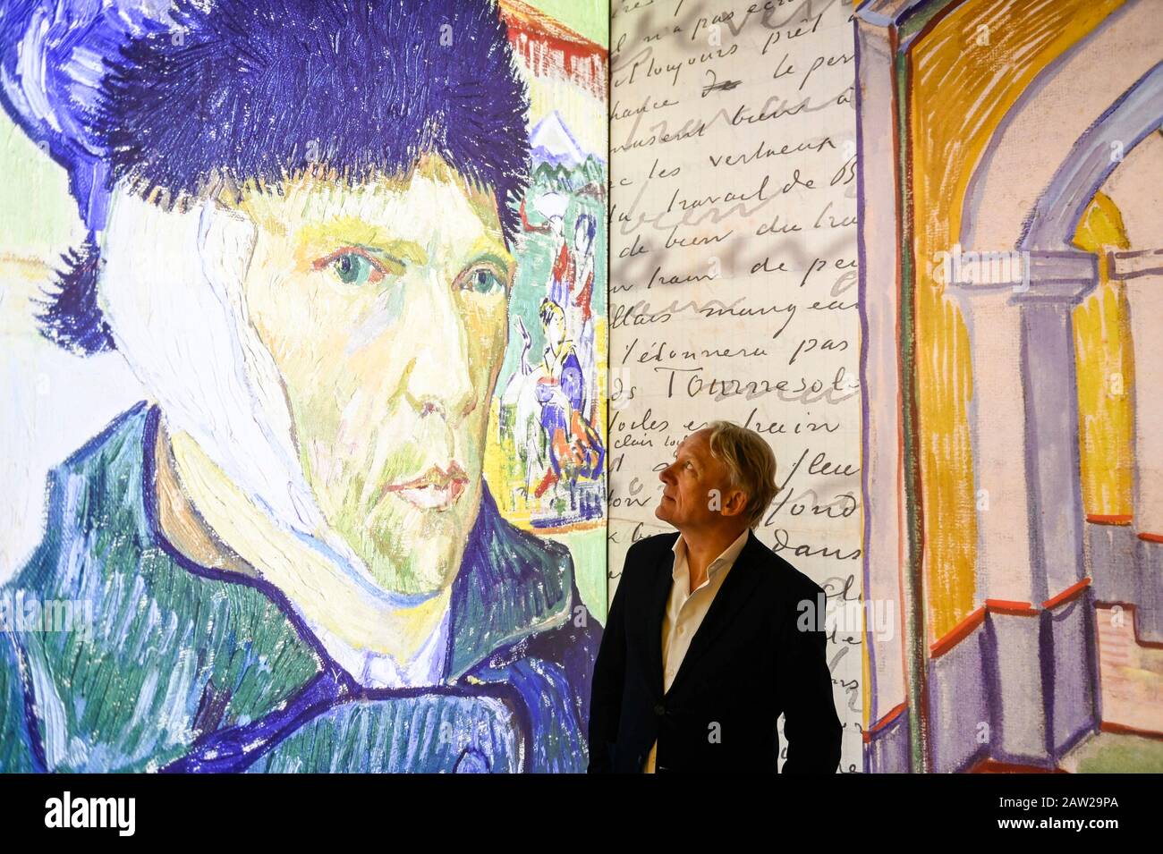 van gogh museum open