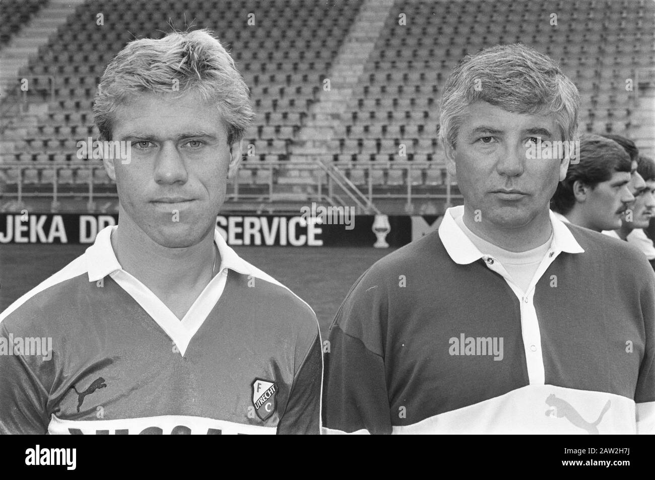 Press Day FC Utrecht; coach Nol de Ruiter Wim Rijsbergen Date: July 28, 1984 Location: Utrecht (city) Keywords: portraits, sports, trainers, football, soccer Person Name: Rijsbergen Wim Ruiter, Nol Institution Name: FC Utrecht Stock Photo