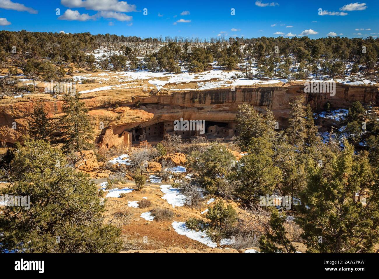 The first view of Spruce Tree House in Mesa Verde National Park, Colorado, USA Stock Photo