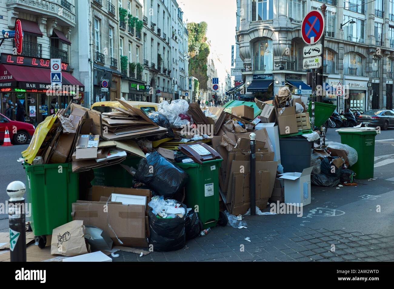 Paris, France February 6, 2020 Garbage is piling up in the 2nd arrondissement of the French