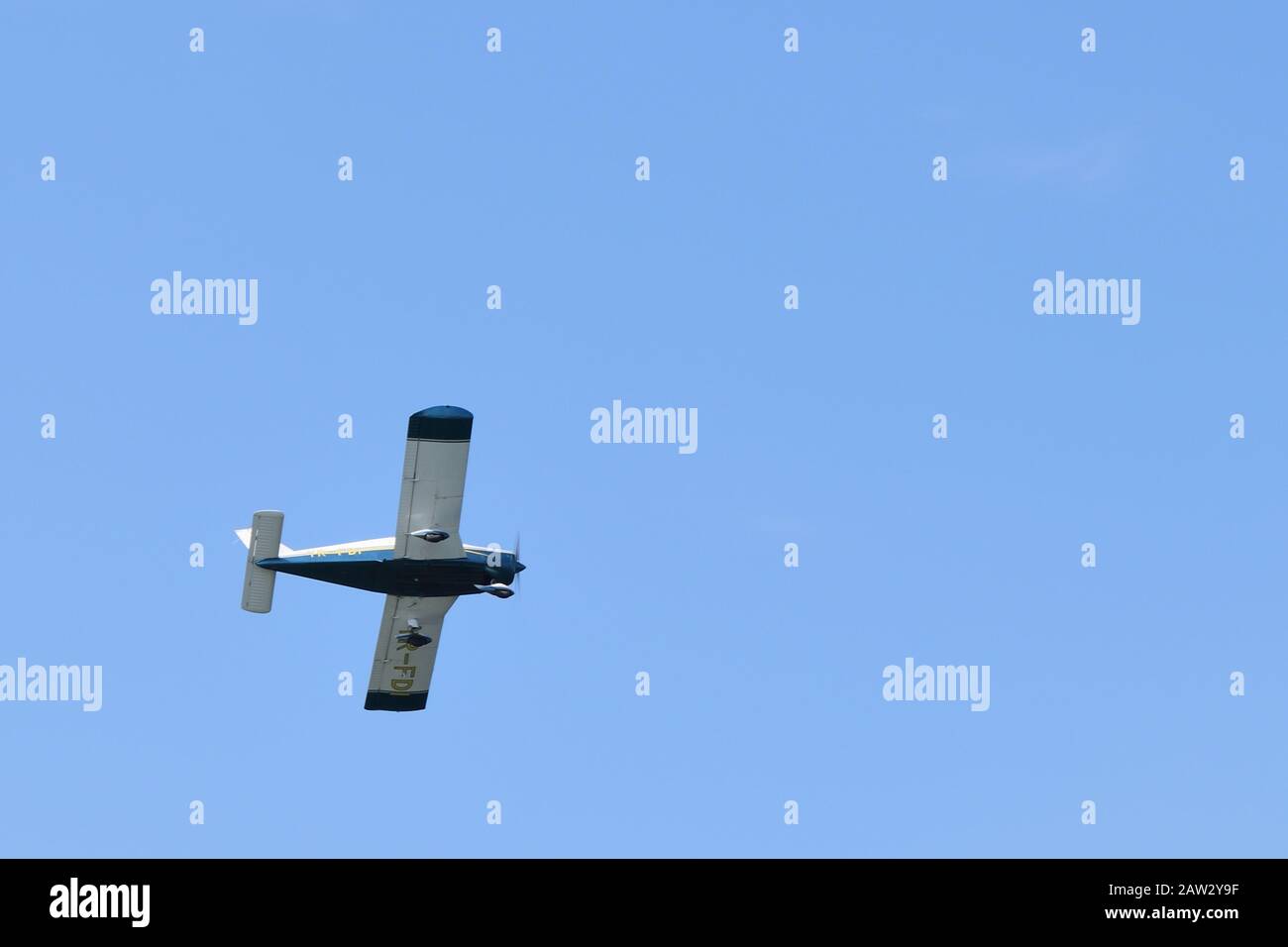 Piper Airplane Hi Res Stock Photography And Images Alamy