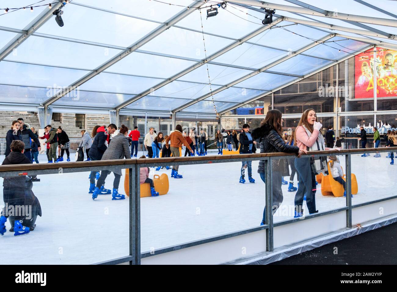 Portsmouth Guildhall ice rink, a temporary outdoor ice skating facility