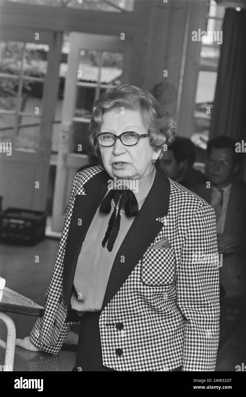 Anne frank remembered Black and White Stock Photos & Images Alamy