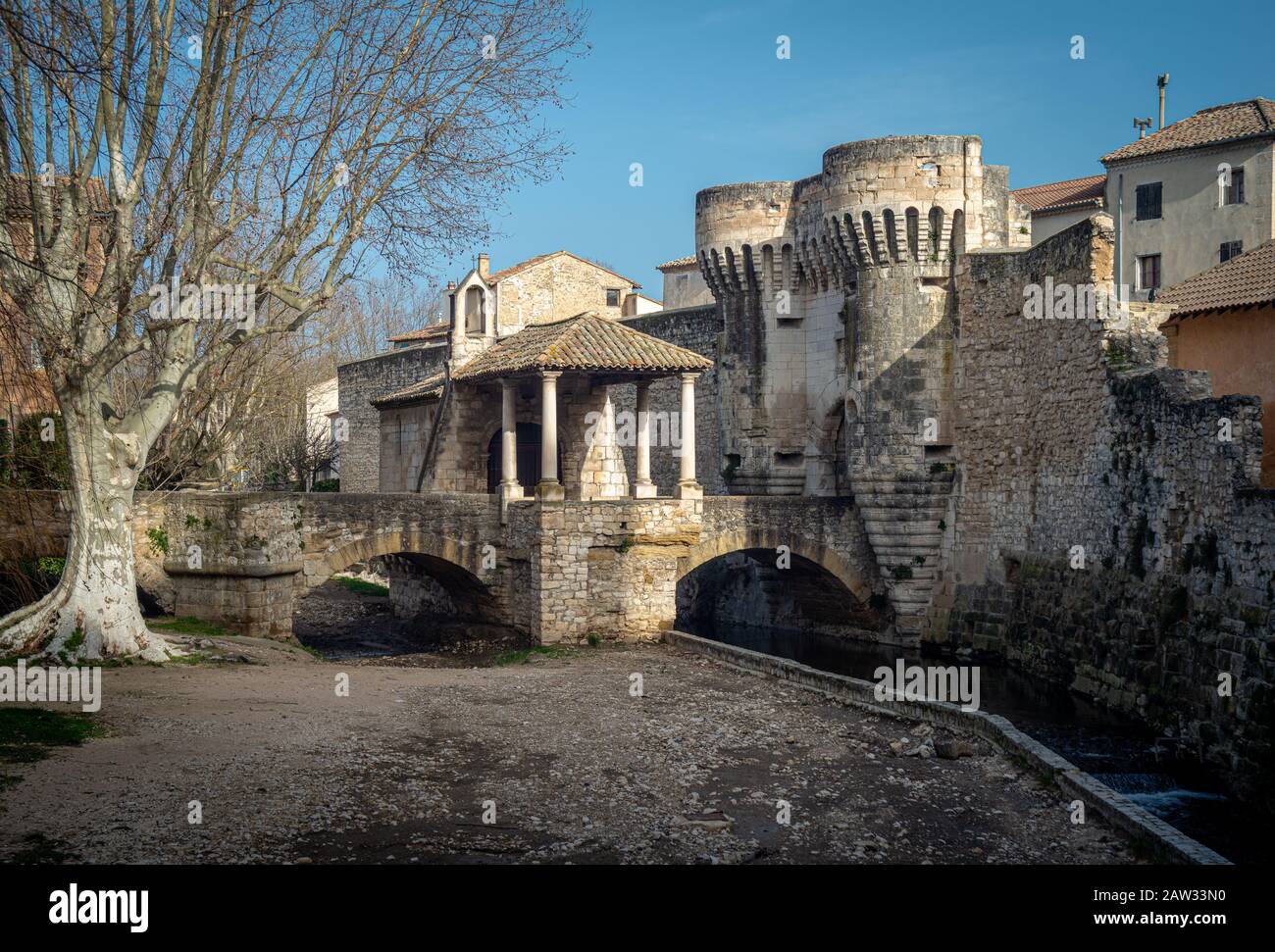 old walls with bridge ,Perne les Fontaines. provence france. Stock Photo