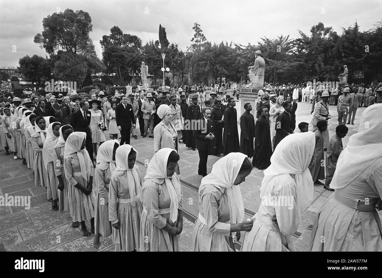 State Visit royal family to Ethiopia Royal Family visits Holy Trinity  Cathedral in Addis Ababa; Royal guests and Haile Selassie walk to the  church hedge of people Date: January 28, 1969 Location: