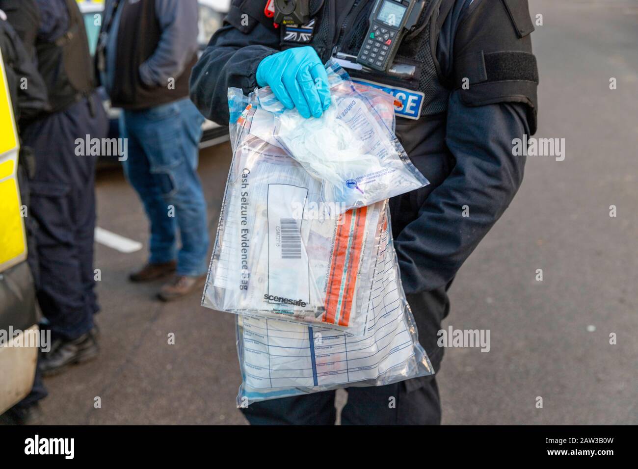 Clacton, Essex, UK. 6th Feb 2020. Essex Police execute County Lines drug dealing search warrants across Essex and London, resulting in a number of arrests and seizure of class a drugs and cash Credit: Ricci Fothergill/Alamy Live News Stock Photo