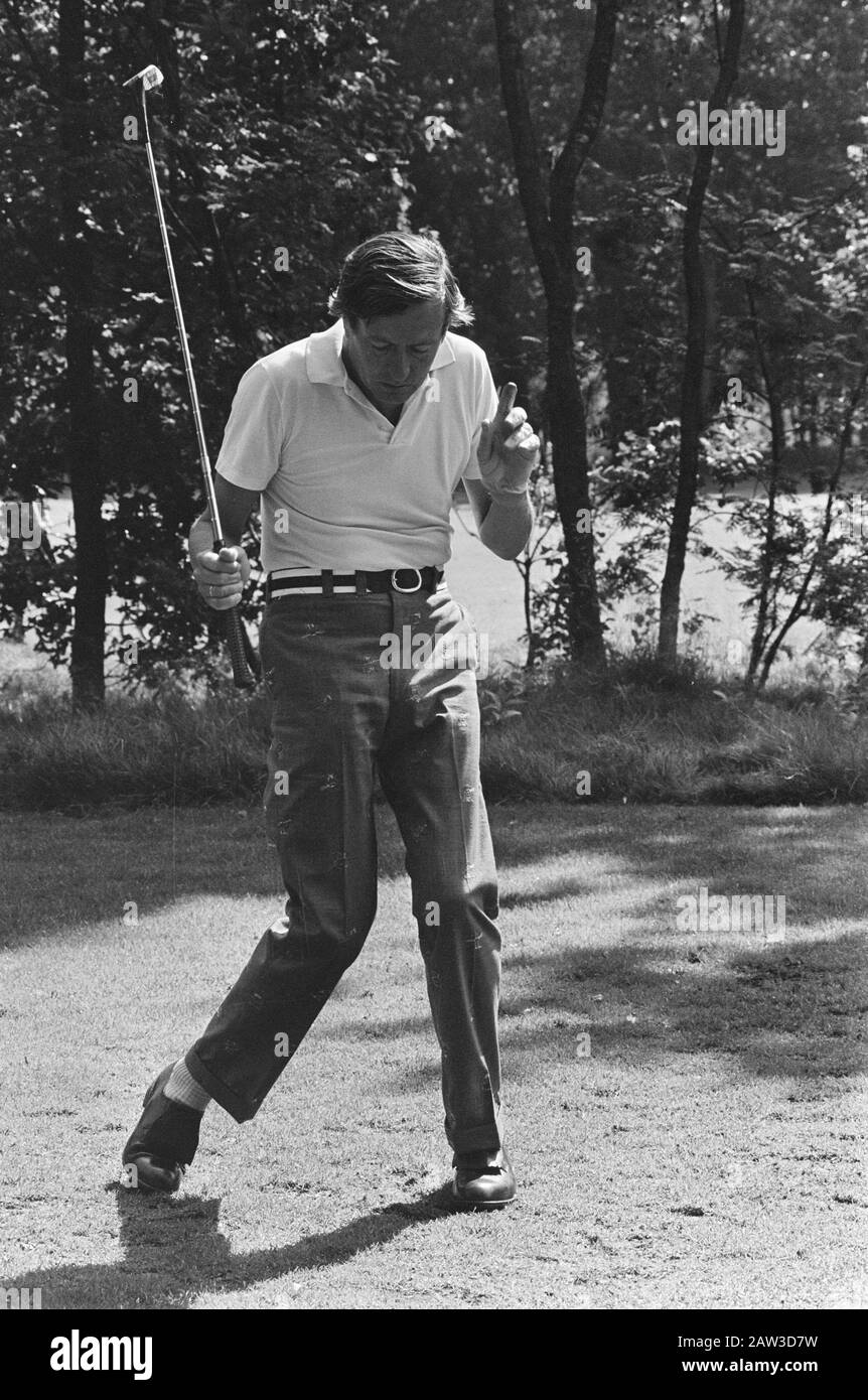 Prince Claus at American Express Pro Am Golf Tournament in Hilversum Date:  August 7, 1974 Location: Hilversum Keywords: Princes Person Name: Claus,  prince Stock Photo - Alamy