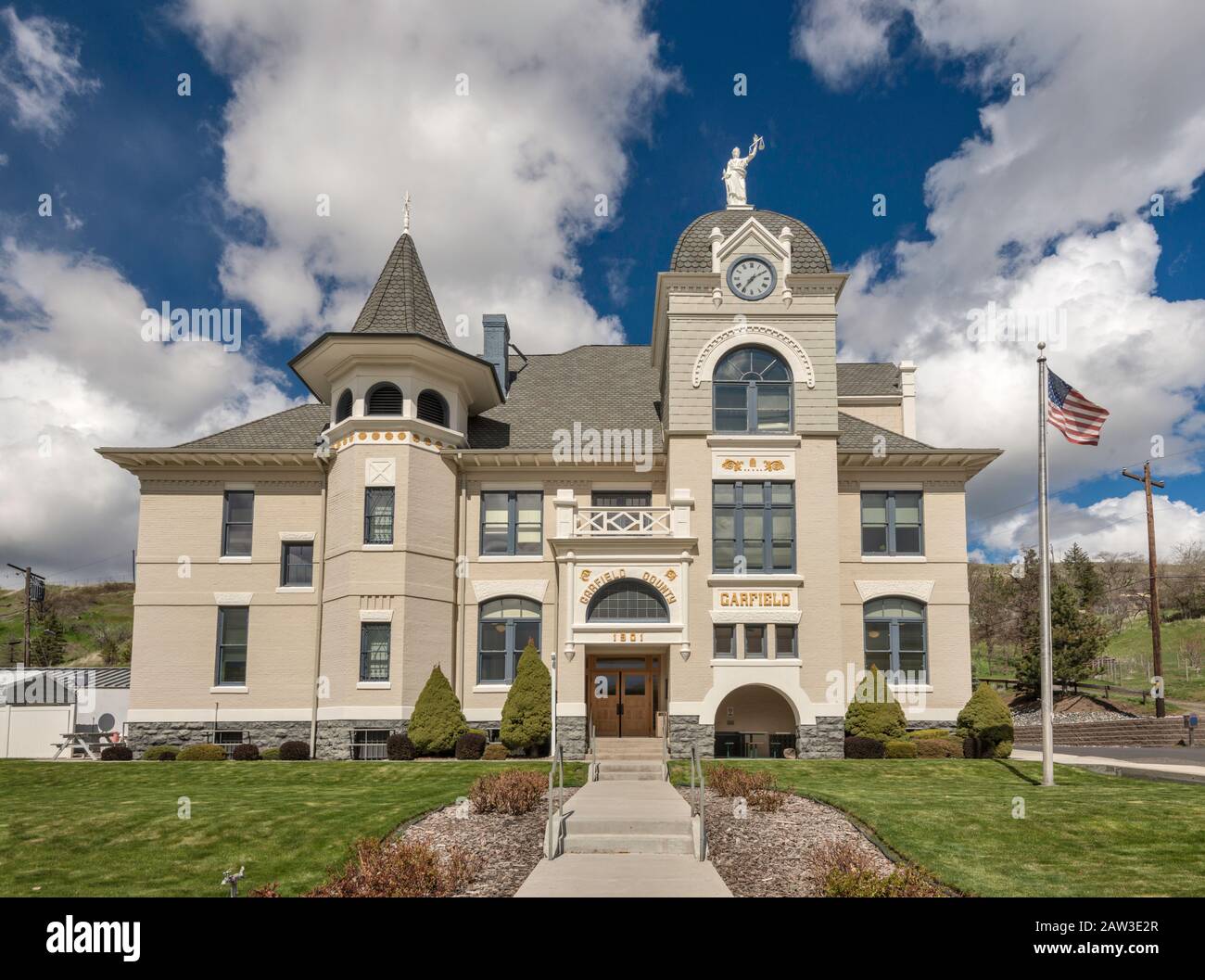 Garfield County Courthouse, 1901, Late Victorian style, in Pomeroy