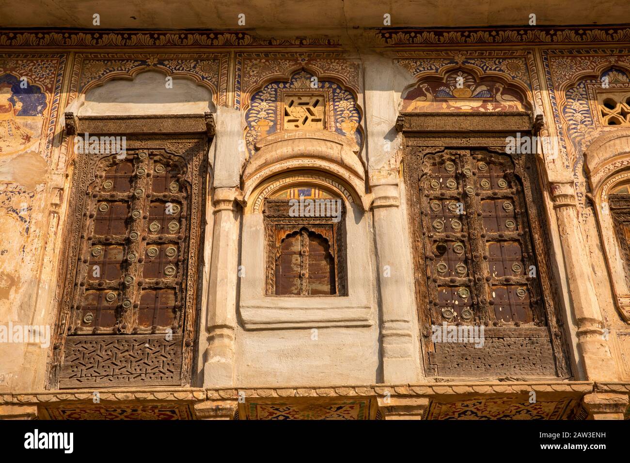 Indian window shutters hires stock photography and images Alamy