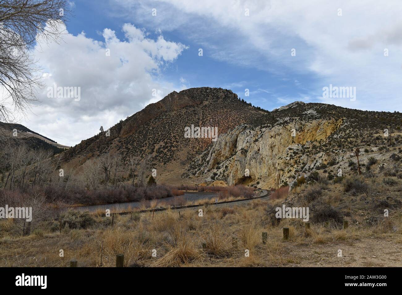 Madison Limestone formation along railroad tracks at Maiden Rock, Montana Stock Photo Alamy