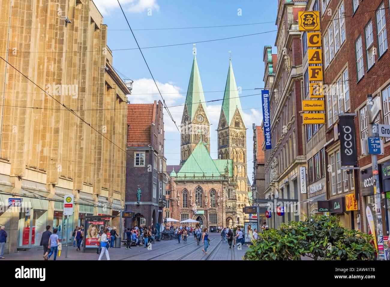 Street view of bremen hi-res stock photography and images - Page 3 - Alamy