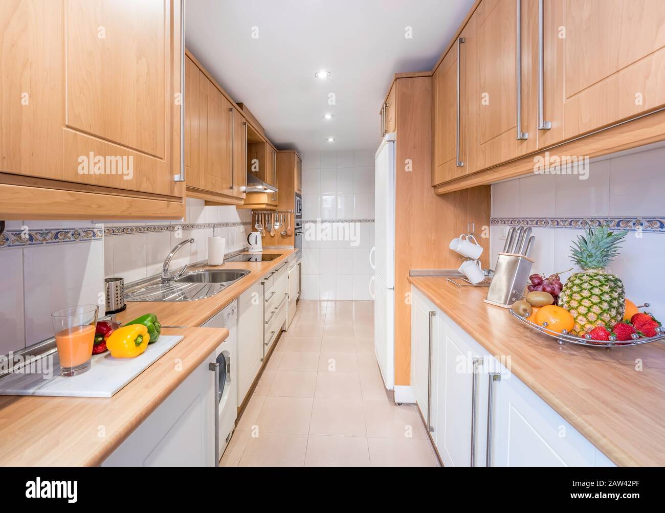 Big and store bright kitchen
