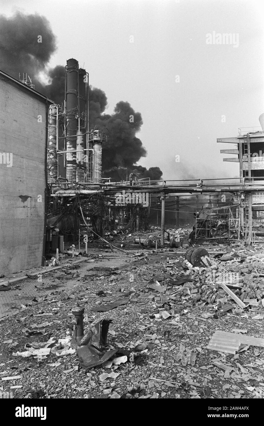 Disaster at DSM in Beek (Limburg), second day; havoc after the ...