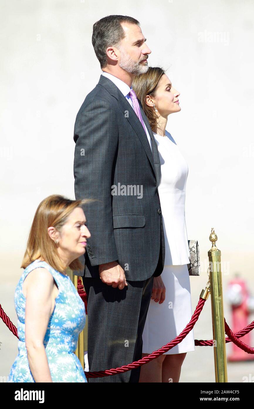 King Felipe VI of Spain and Queen Letizia in presence of Ana Pastor (l) President of the Congress of Deputies, during the Farewell with Honors previou Stock Photo