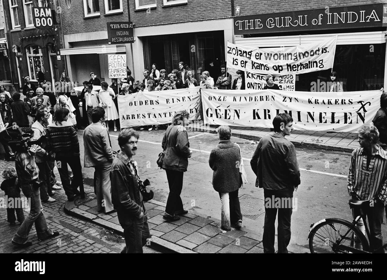 Parents of squatters protesting detention of squatters in Amsterdam ...