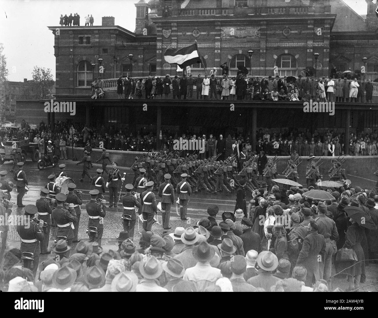 Parade Arnhem (birthday princess Juliana) for Musis Sacrum Date: April 30, 1947 Location: Arnhem Keywords: pageants, parades Stock Photo