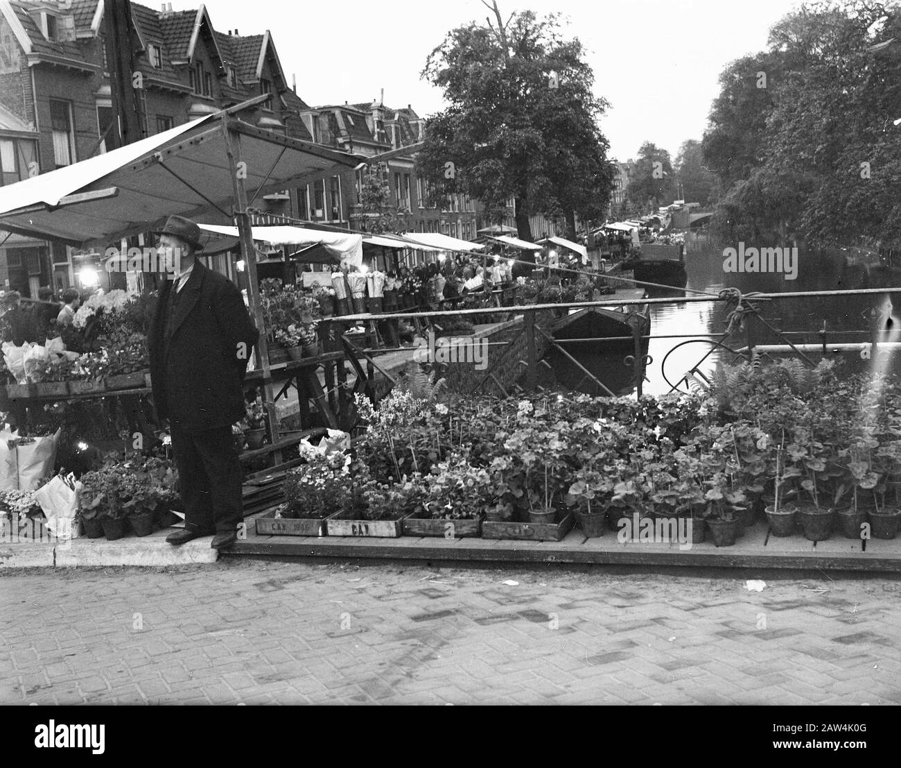 Elacker Slacker culture hi-res stock photography and images - Alamy