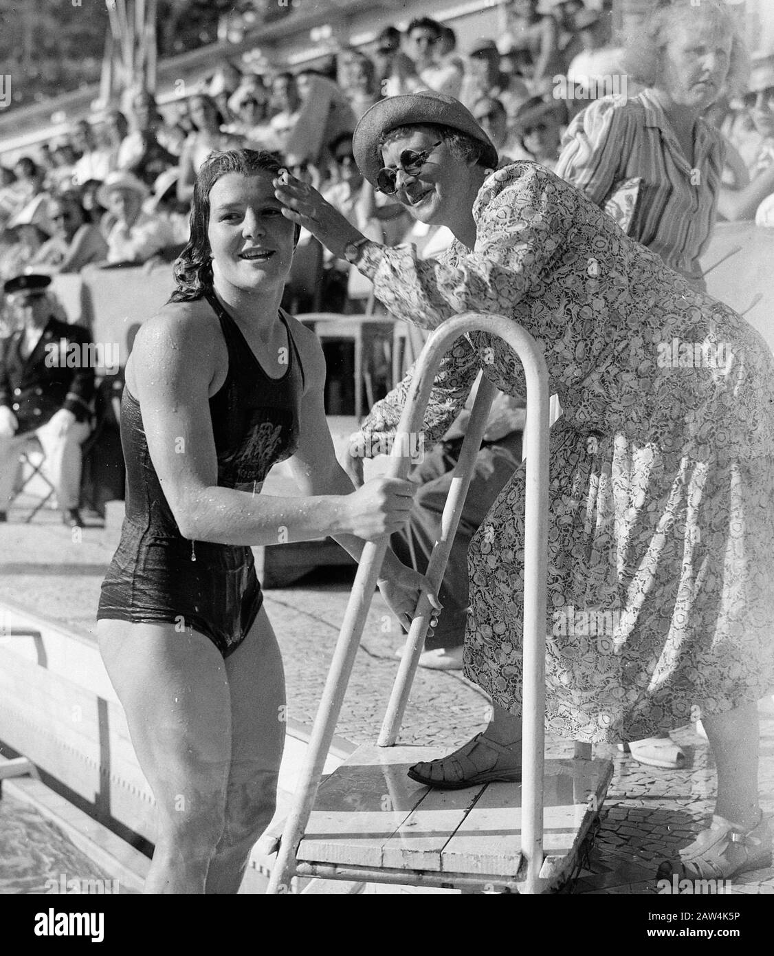 European swimming championships in Monaco. Nel van Vliet comes out of ...