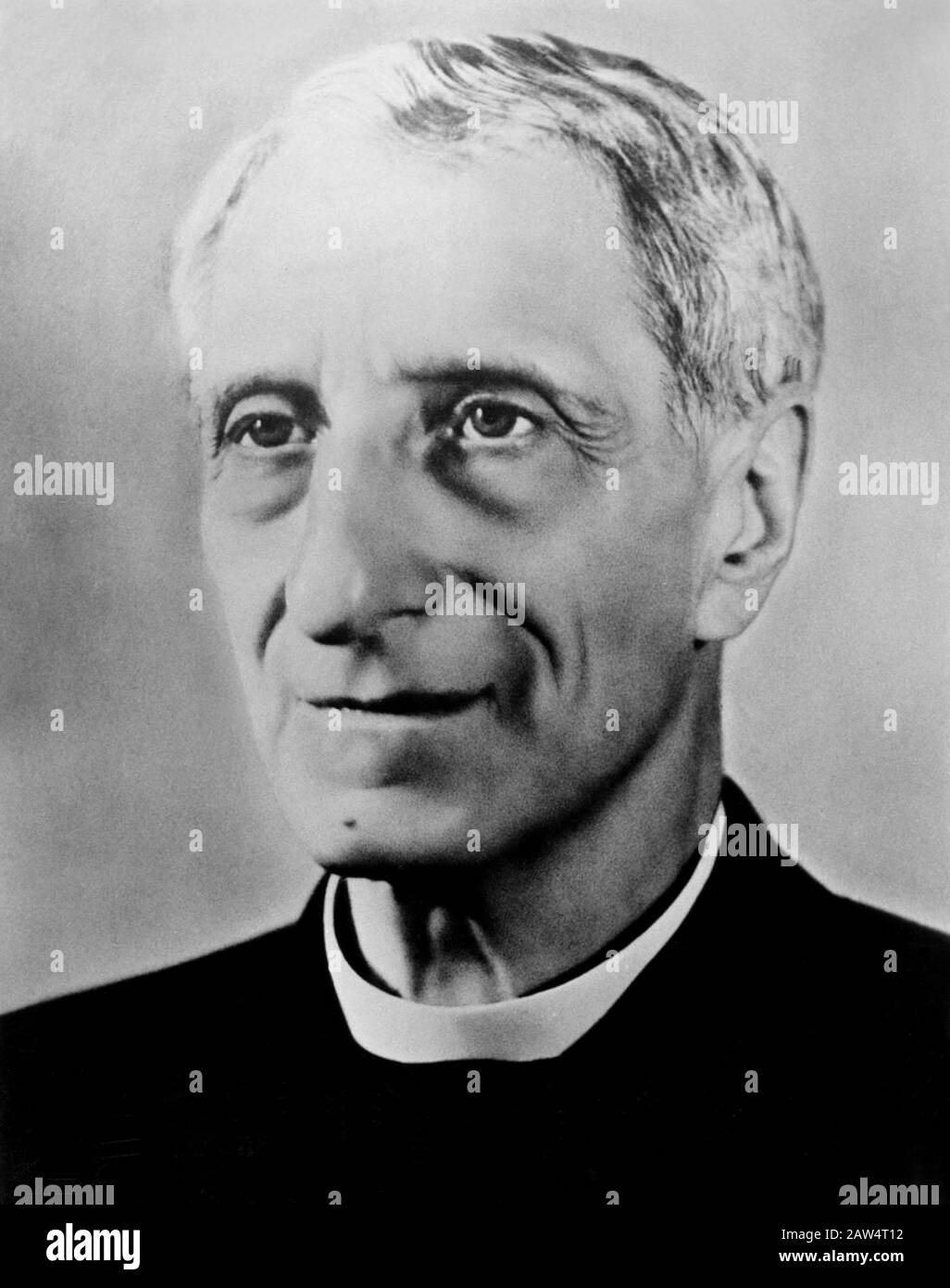 1952 ca , ITALY : The italian politician catholic priest Don LUIGI STURZO (  1871 – 1959 ) founder in 1919 of Partito Popolare Italiano party . He was  Stock Photo - Alamy