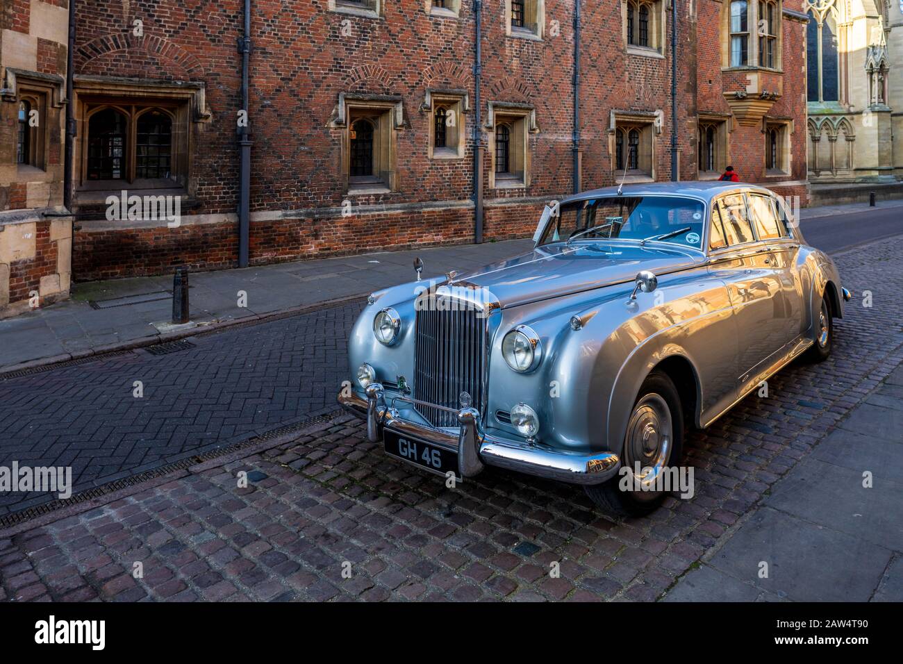 Vintage Bentley S1 in Central Cambridge near St John's College. The Bentley belongs to the Gonville Hotel. Stock Photo