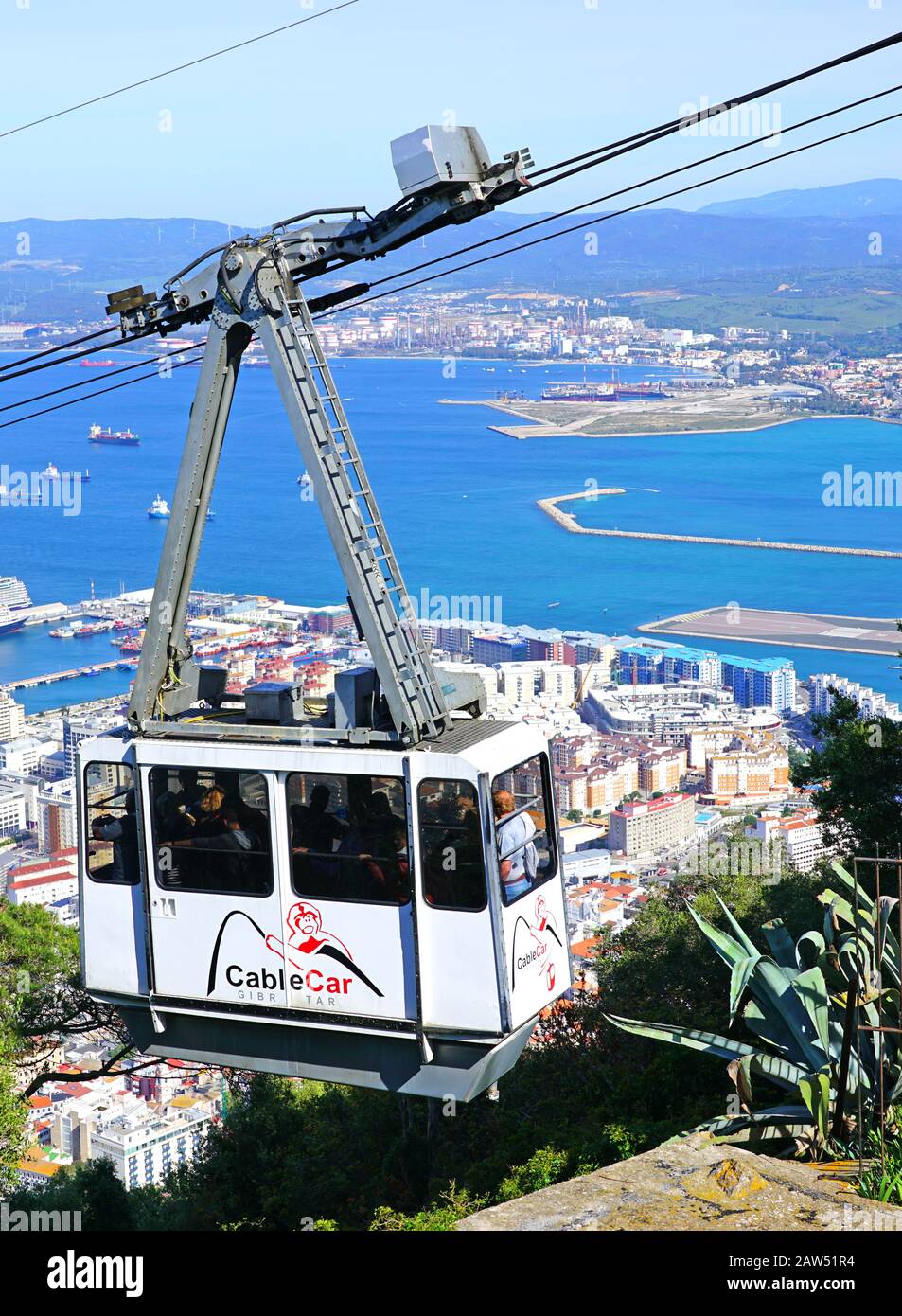 GIBRALTAR, UNITED KINGDOM -27 APR 2019- View of the Gibraltar Cable Car  (Teleférico de Gibraltar), an aerial tramway traveling up the Rock of  Gibralta Stock Photo - Alamy