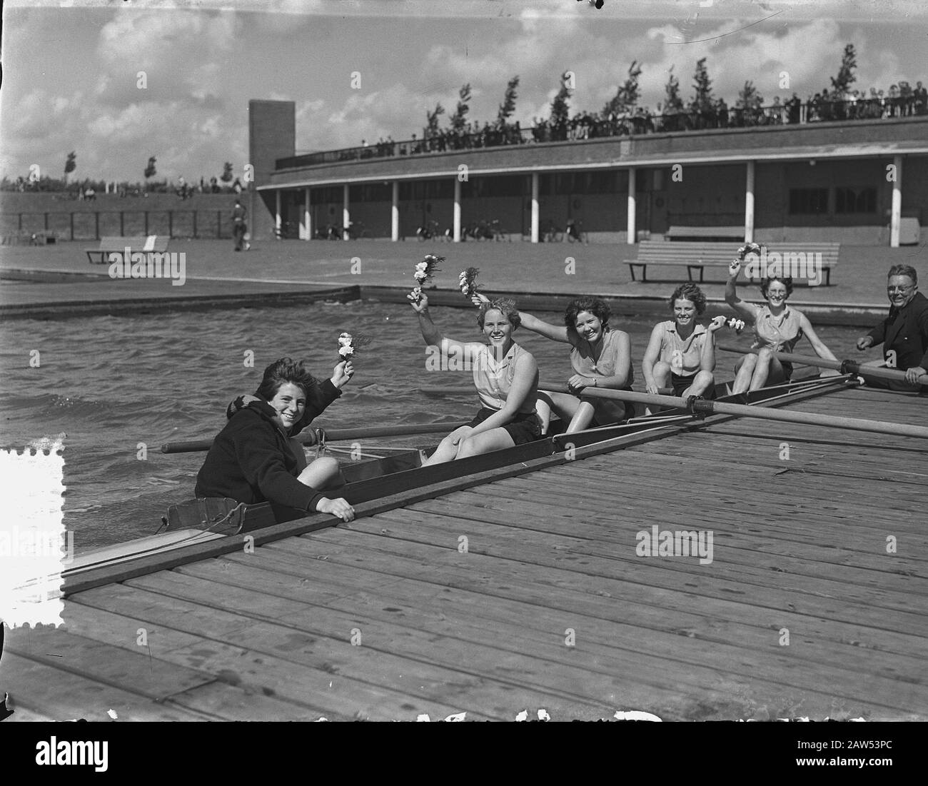 National Rowing Champion Sheep Bosbaan ladies. 4m send winn. That Leythe Date: July 20, 1953 Location: Amsterdam, Amsterdam Forest, Bosbaan, North Holland Stock Photo