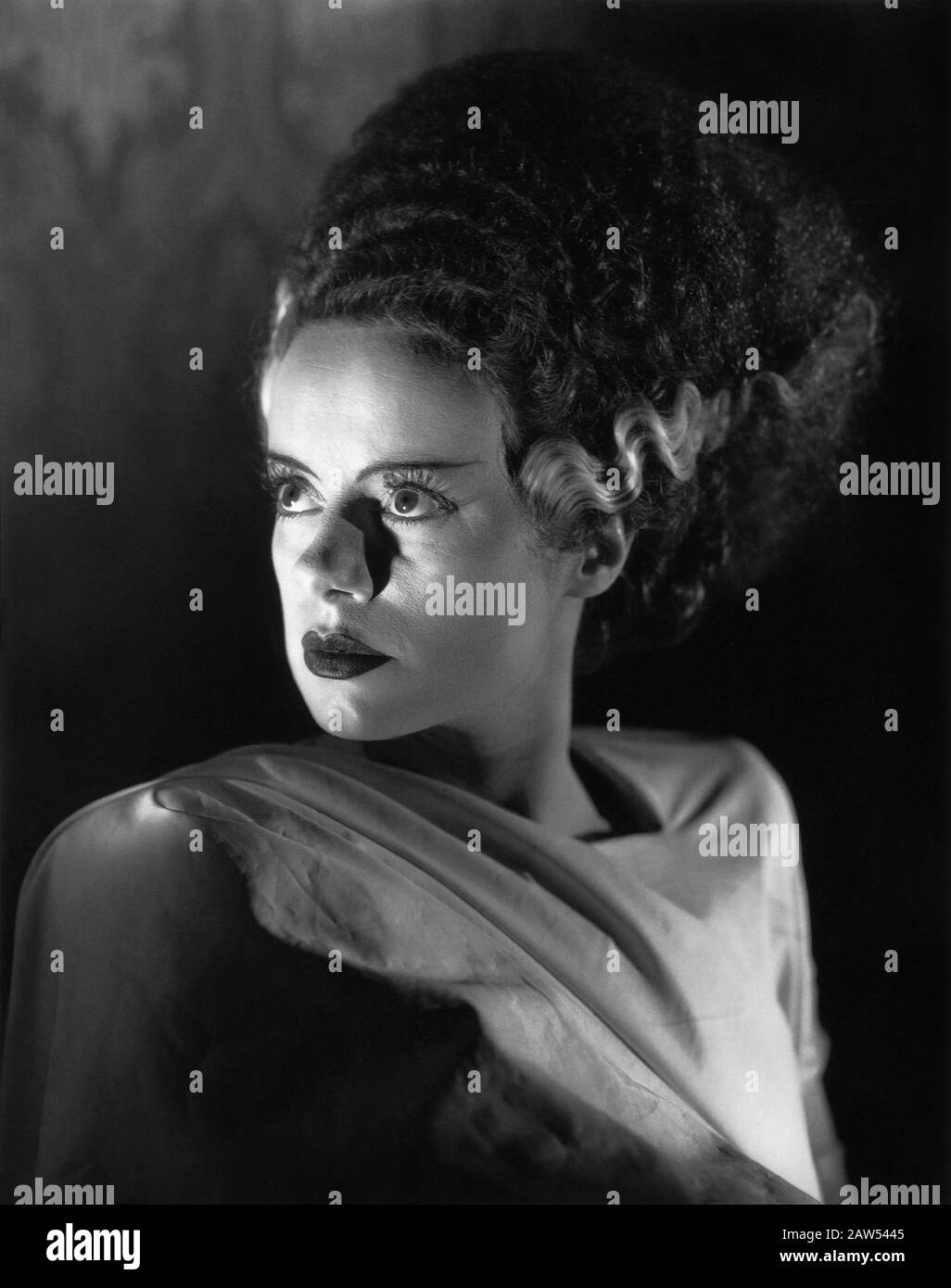 1935 , USA : The actress ELSA LANCHESTER in movie BRIDE OF FRANKENSTEIN ...