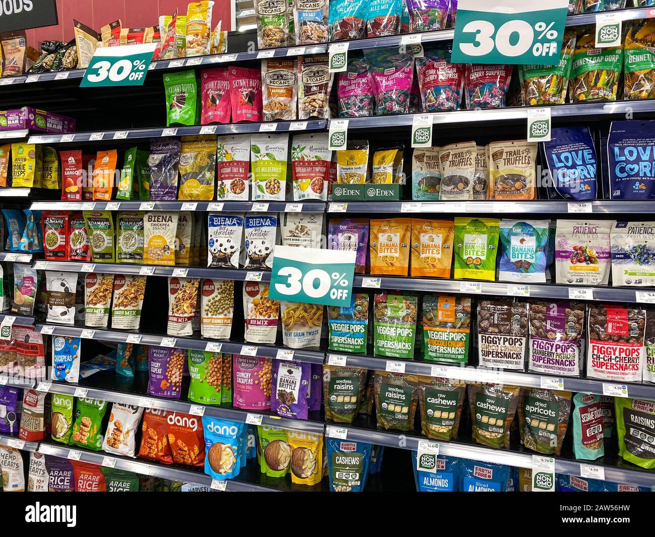 Snack aisle hi-res stock photography and images - Alamy