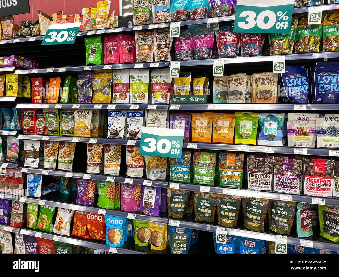 Snack aisle hires stock photography and images Alamy