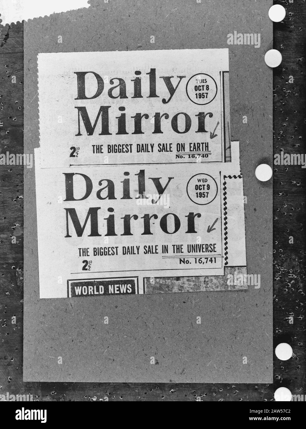 Cup of English newspaper Daily Mirror Date: October 11, 1957 Keywords: NEWSPAPERS Stock Photo