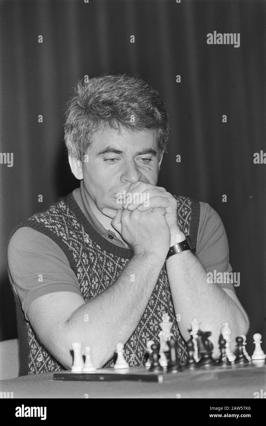 Mr. Boris Spassky, October 12, 1983, portraits, chess, games, The  Netherlands, 20th century press agency photo, news to remember,  documentary, historic photography 1945-1990, visual stories, human history  of the Twentieth Century, capturing