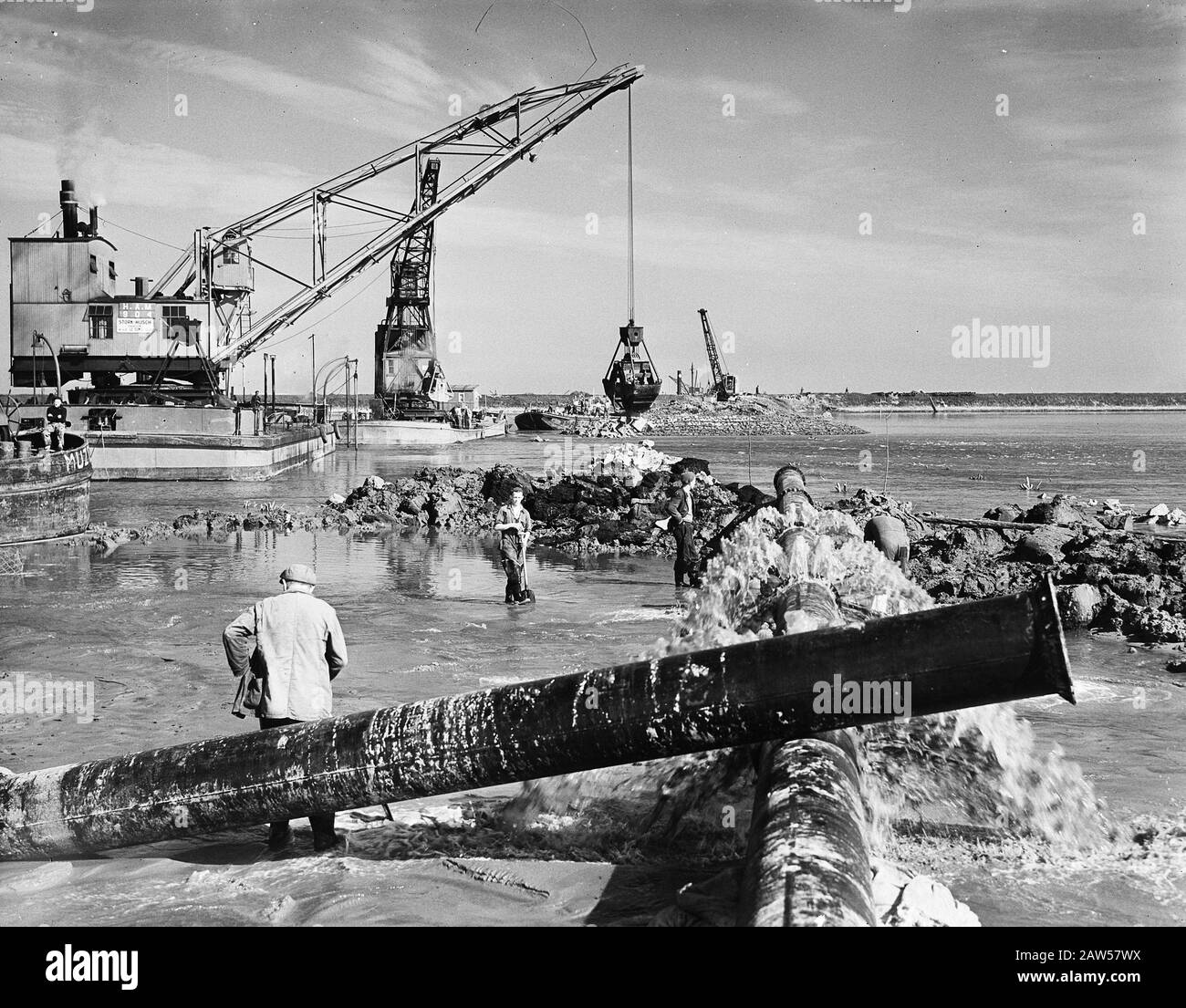 Construction Pictures Zealand Date: May 25, 1953 Location: Zeeland ...
