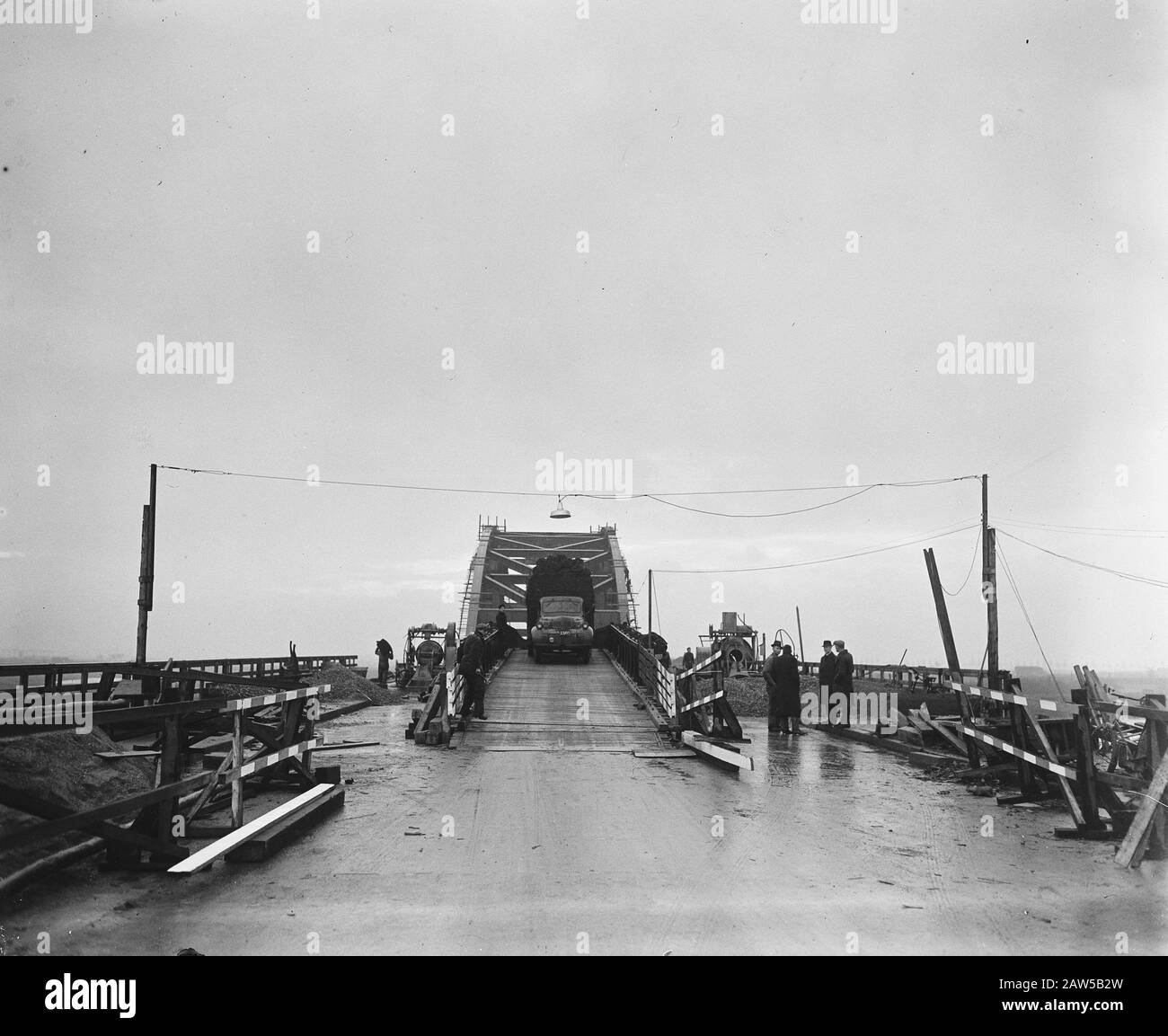 Emergency Bridge Hedel Date: January 22, 1948 Location: Hedel Stock Photo