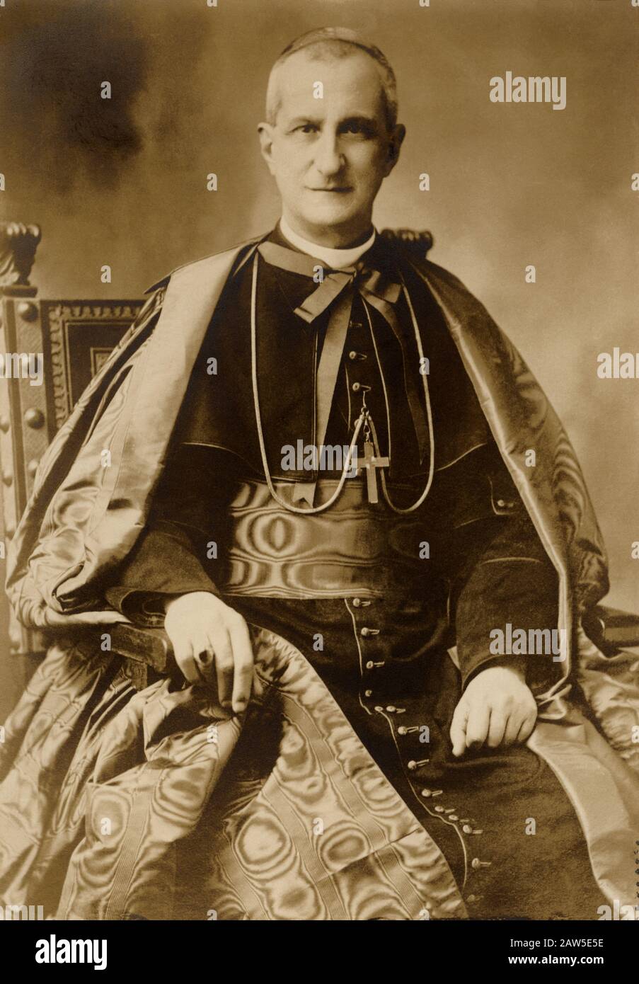 1911 , ROMA, ITALY : The italian Catholic Archbishop  and Cardinale Gennaro GRANITO PIGNATELLI DI BELMONTE (  1851 –  1948 ). Son of  Angelo Granito Stock Photo