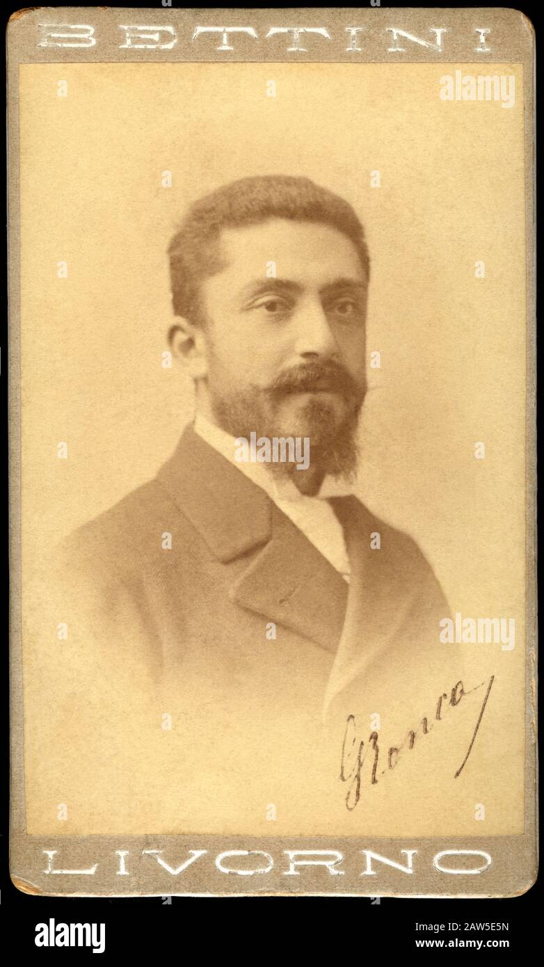1889 ca , LIVORNO , ITALY : The italian Ammiraglio della Regia Marina  GREGORIO RONCA ( 1859 - 1911 ). Photo by BETTINI , Livorno Navigator ,  scienti Stock Photo - Alamy